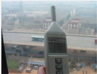 瀏陽河高架橋隔音屏遇荒誕太極怪圈 市民受苦